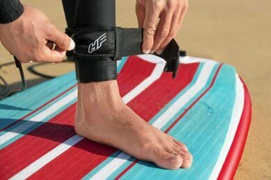 sap_bord_hydro_force_compact_surf_8_2021_strahovochnyj_lish.jpg